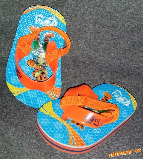 Žabkové sandálky