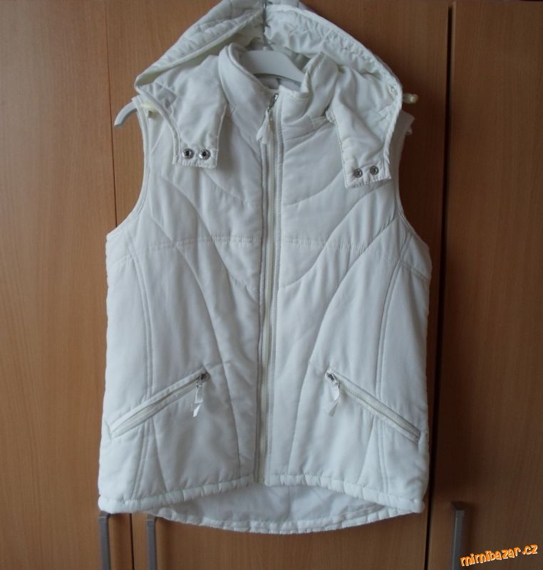 Bílá krémová zateplená vesta vestička