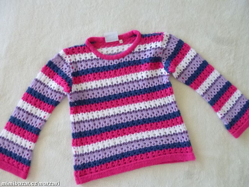 Svetřík s dírkovaným vzorem