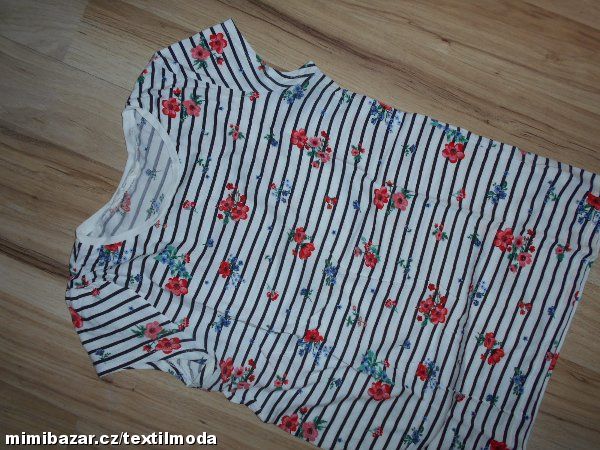 Tričko květované triko zn. H&M vel 14 let 170