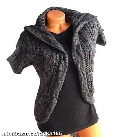 Teplý svetřík vel.36/38