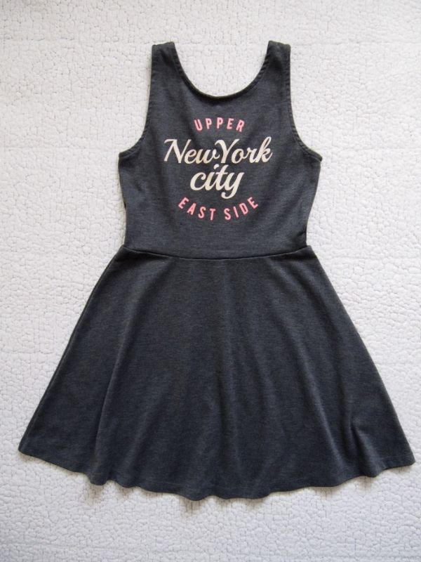  + + TEPLEJŠÍ ŠATY + + 