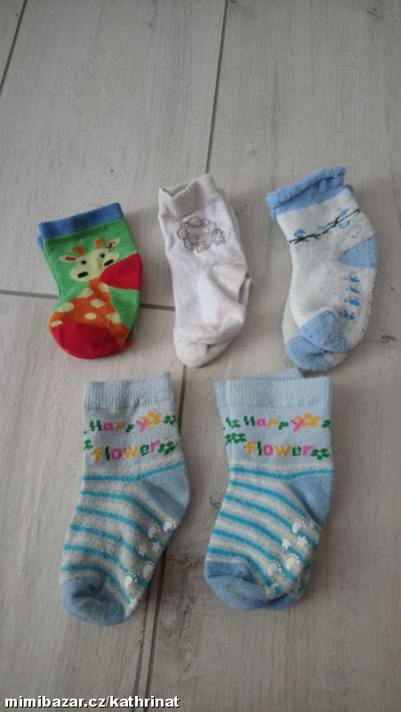Kojenecké holčičí ponožky 4m + 