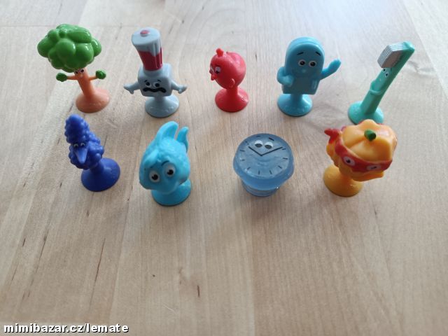 Komplet 9 figurek za 1 cenu !