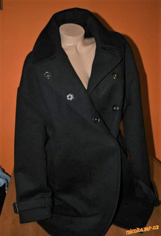 Černý kabát 42/44 křivák