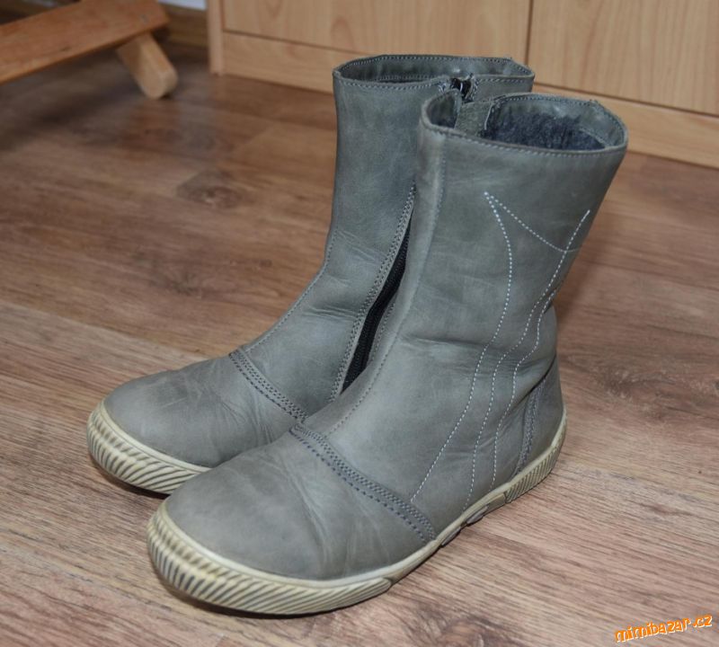 Šedé kozačky vel. 35