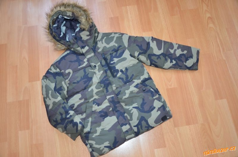 Oboustranná zimní bunda zn.ZARA, vel.134, SUPER STAV