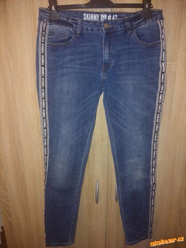 Džíny 42