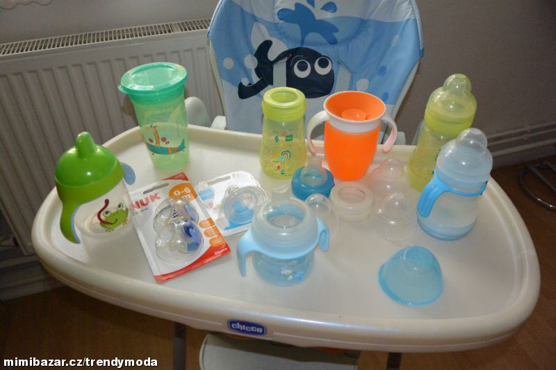 netekoucí hrnečky, lahvičky, dudlík