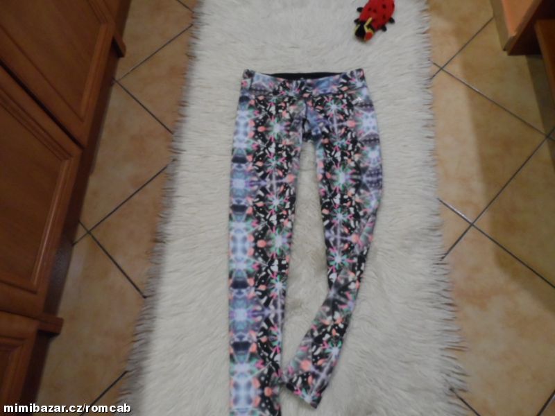 Luxusní el.funkční dámské legíny ADIDAS-Climalite!