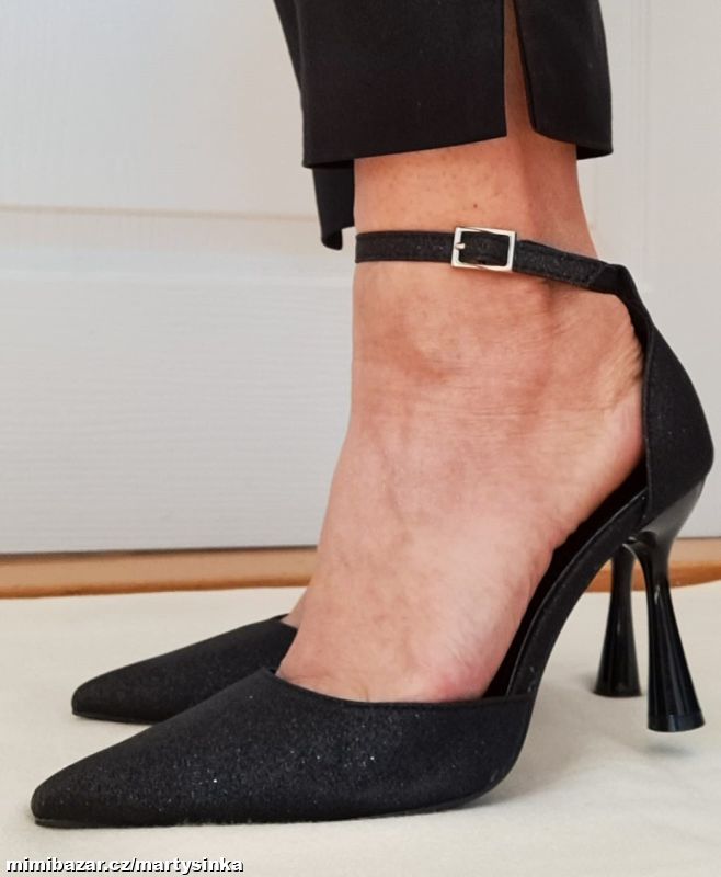 Sváteční /plesové /společenské lodičky