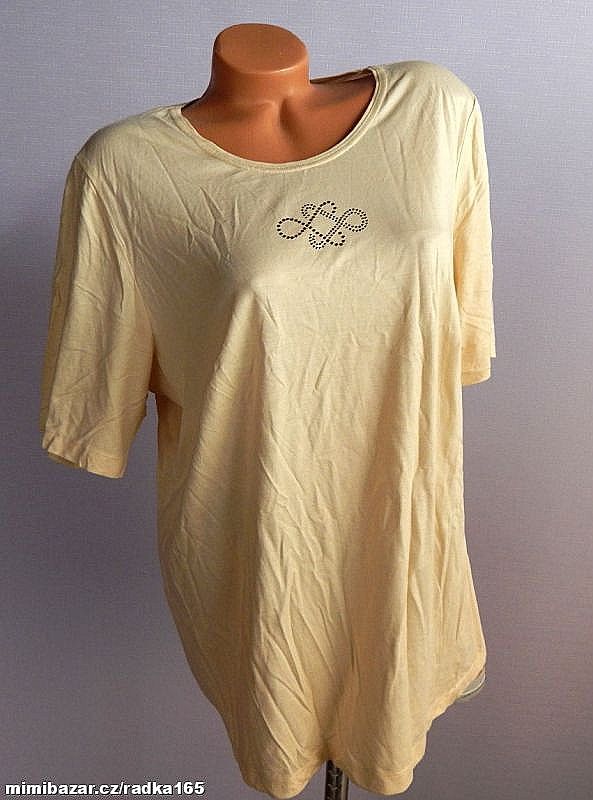 Příjemné tričko vel.48