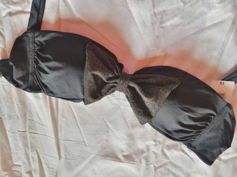 ♥️Krásná dámská plavkova podprsenka ♥️VEL. 44 B♥️