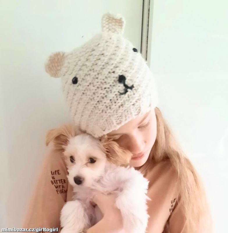 Reserved krémová pletená čepice medvídek s oušky