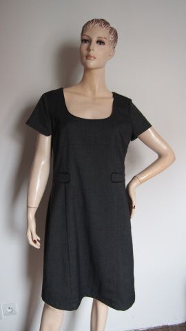 Opus šedé pouzdrové šaty V.40