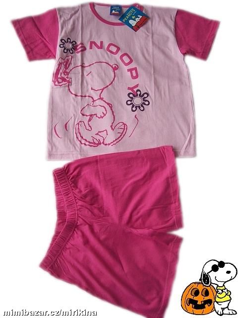 Růžové pyžámko se Snoopym