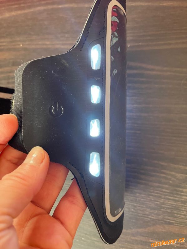 Pozdro na mobil na paži s LED světlem