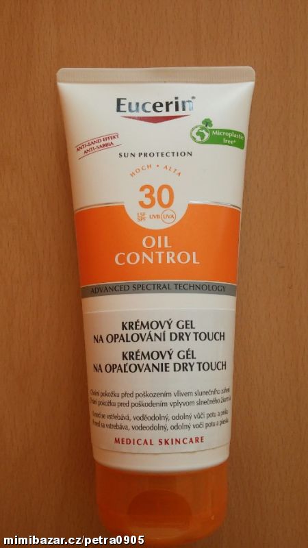 Eucerin Krémový gel na opalování SPF 30
