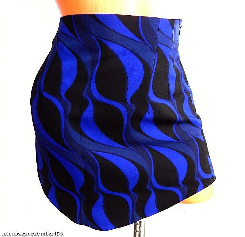 Krásná sukně vel.36