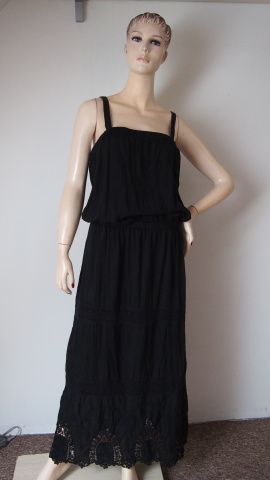 Černé maxišaty s krajkou A&G V.38 pružný pas