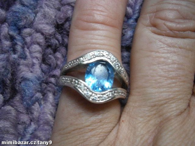 Masívní stříbrný prsten