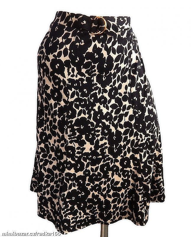 Sukně s všitým páskem jen vepředu vel.44