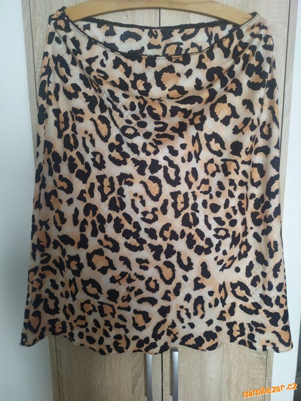 lehká sukýnka nenošená