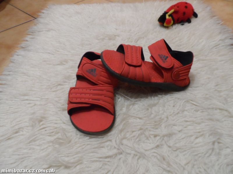 Nádherné UNISEX letní sandály ADIDAS