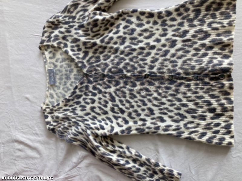 Wallis svetr velikost 8