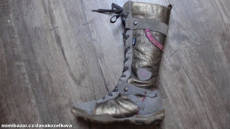 Kožené kozačky Geox v.33