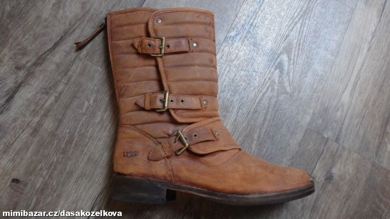 Hnědé robusní kožené kozačky UGG v.39, 5