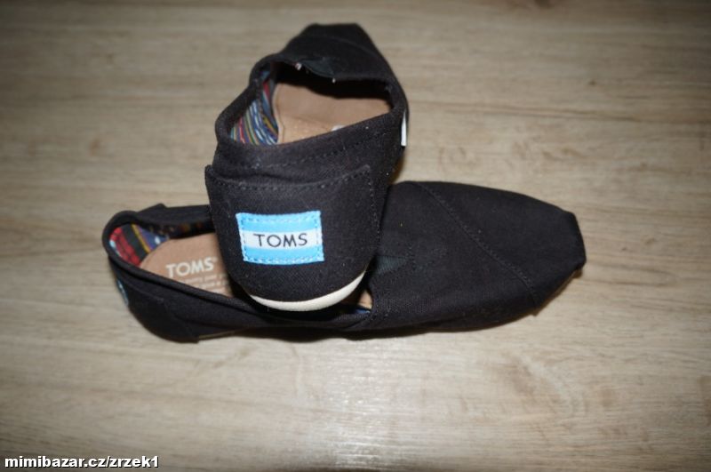 TOMS slip on vel.36, 5