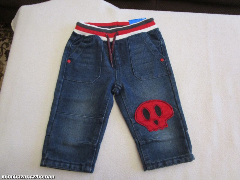 Nové rifle s nášivkami, jako dívčí i chlapecké