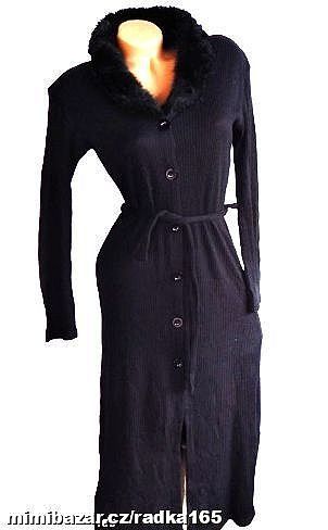 Dlouhý svetřík u krku s kožešinkou vel.38