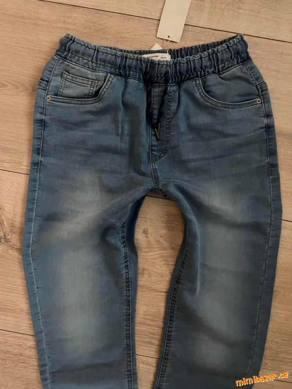 N*O*V*E krásné jogger džíny/kalhoty Reserved 164