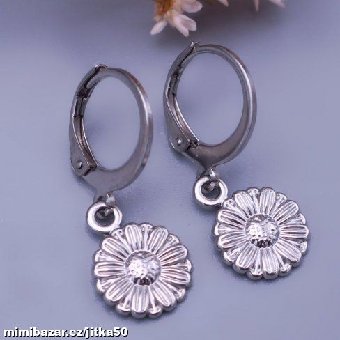 Dětské náušnice z chir.oceli kytičky SKLADEM