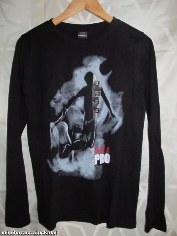 Černé tričko, triko s potiskem 170/176