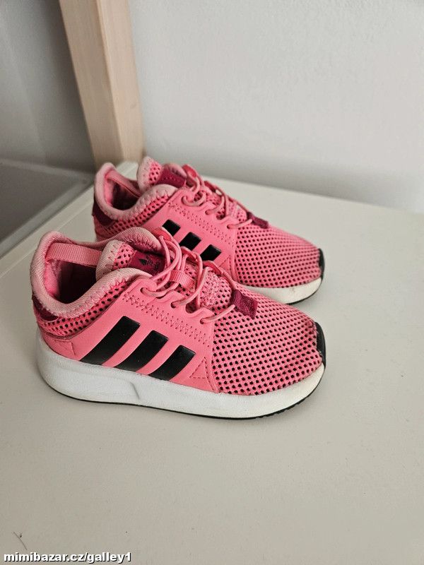 Tenisky Adidas, vel. 21, stélka 14 cm