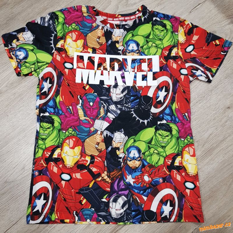 LUXUSNÍ TRIČKO MARVEL OD NEXT, BEZ ZNÁMEK NOŠENÍ