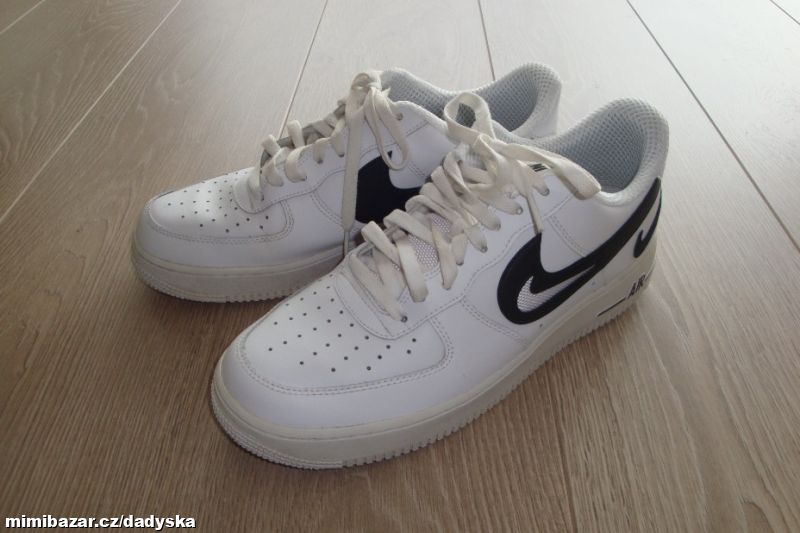 Obrázek k inzerátu: BOTY NIKE AIR FORCE 1 07 FM