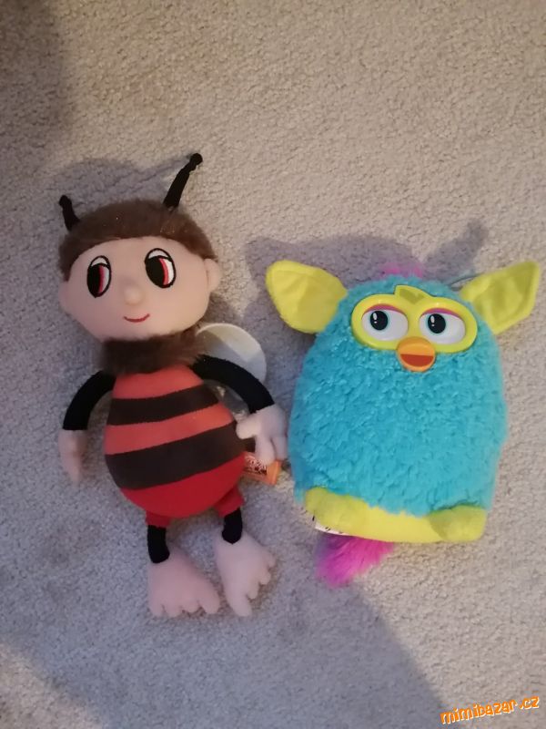 Včelí medvídek (cca 25 cm) a Furby