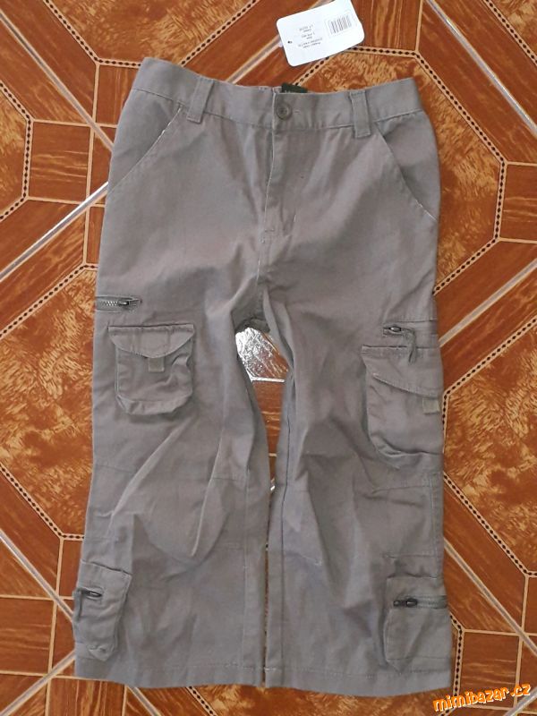 Chlapecké kalhoty vel.98-104
