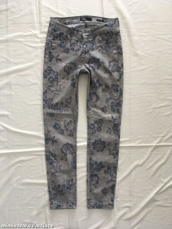 DÁMSKÉ DŽÍNY/KALHOTY 38