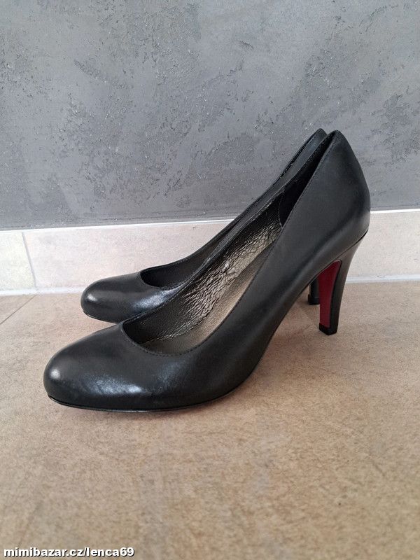 ZNAČKOVÉ KOŽENÉ LODIČKY