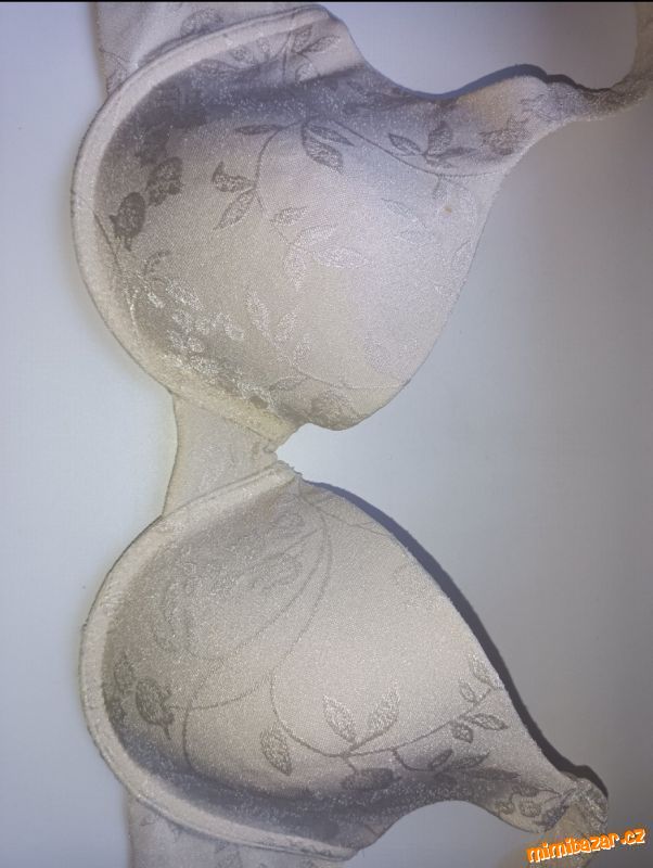 Podprsenka s kosticemi L 4 80B