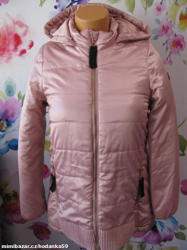 Krásná zimní bunda s kapucí COCCODRILLO