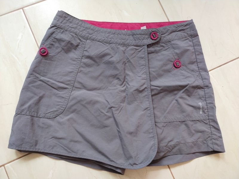 Dívčí turistické šortky se sukýnkou