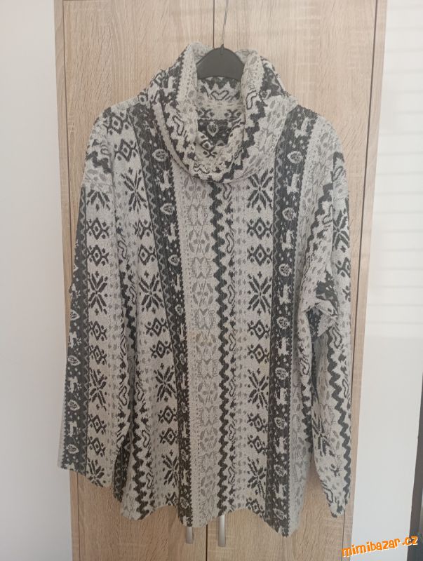 svetřík se spadlým rolákem