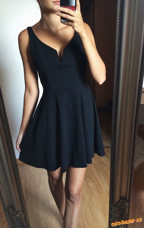 krásné šaty vel s