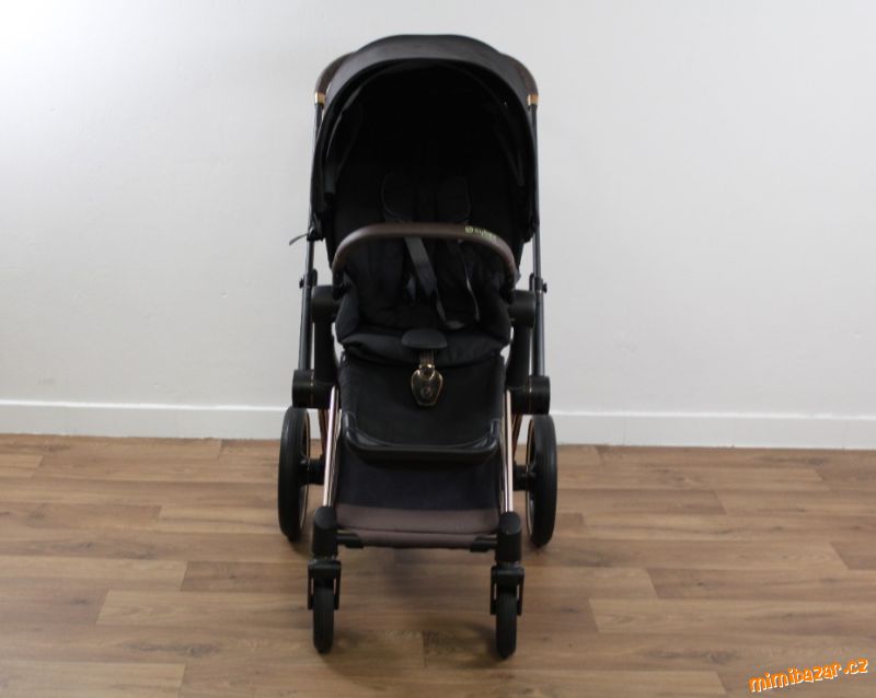 Obrázek k inzerátu: Cybex Priam RoseGold 2v1 Deep Black 2021